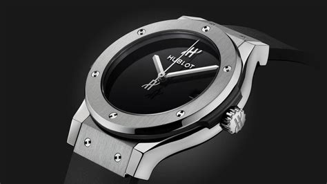 VIEW ALL HUBLOT WATCHES .